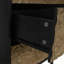 Élégante armoire à 3 tiroirs, parfaite pour le rangement organisé dans les chambres à coucher, les salons et les bureaux.