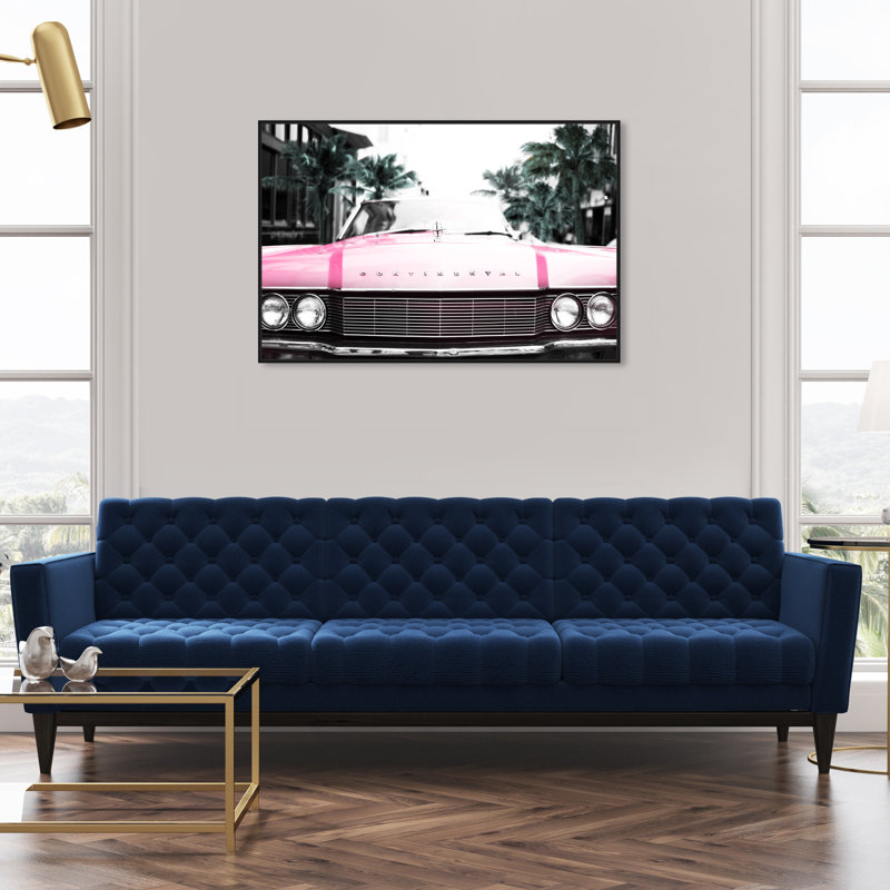 A Classic Colorful Automobiles - reproduction d'art sur toile, H 30 po x l 45 po x 1,5 po, Toile avec cadre noir