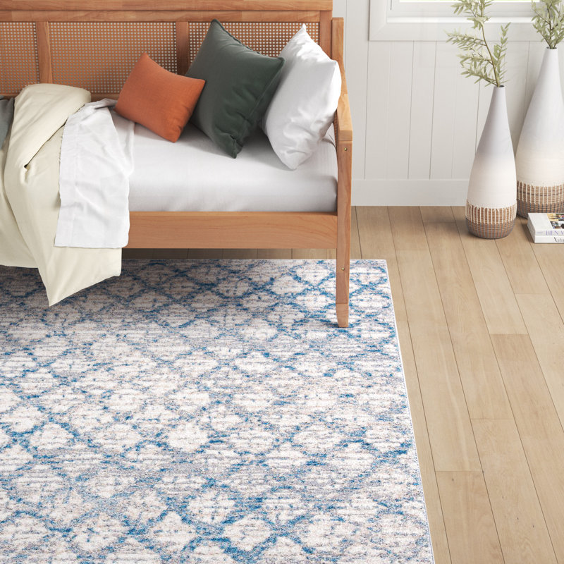 Peabody Geometric Blue/Ivory Area Rug, Rectangle 4' x 6'