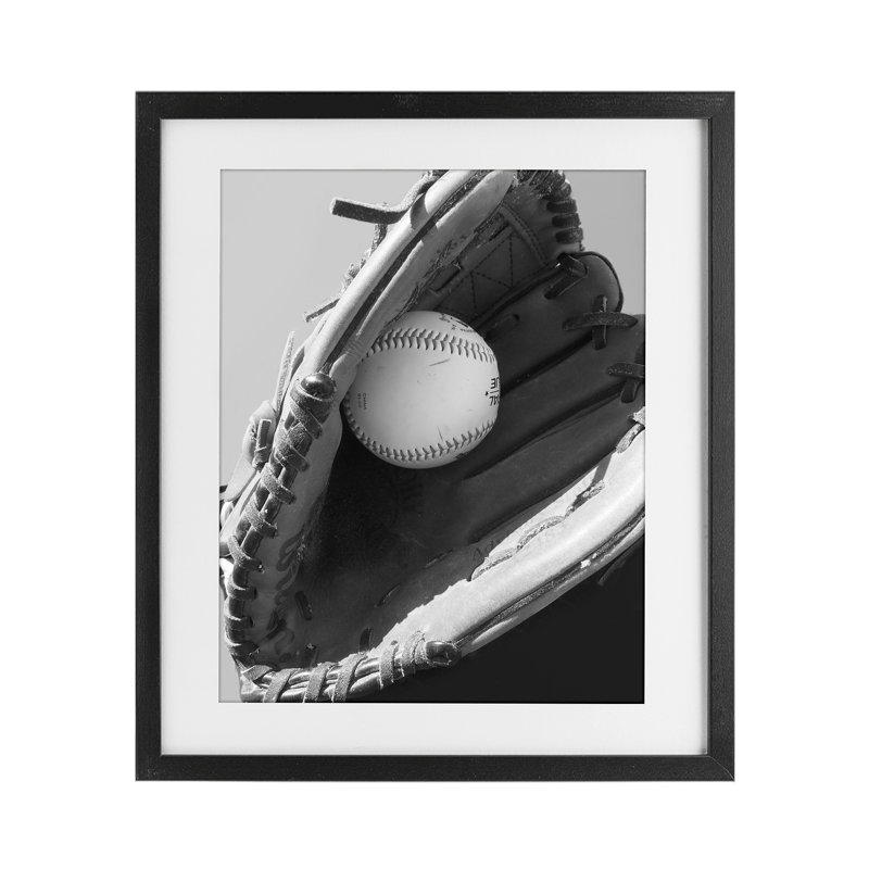 «Nice Catch Baseball», impression par Marcus Prime, Cadre noir minuit sous verre, H 16 po x l 13 po