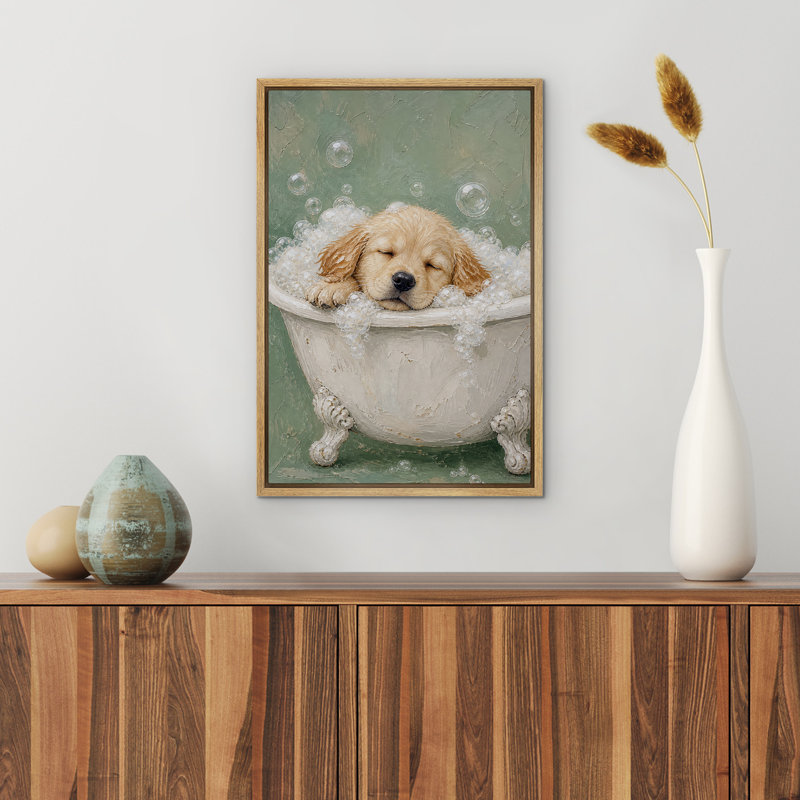 Tableau encadré représentant un chiot doré prenant un bain moussant, imprimé sur toile, à accrocher dans la chambre parentale.