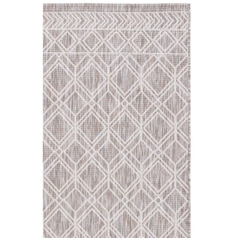 Tapis d'intérieur / extérieur à motif géométrique Courtyard Performance, Rectangle 5 pi 3 po x 7 pi 7 po