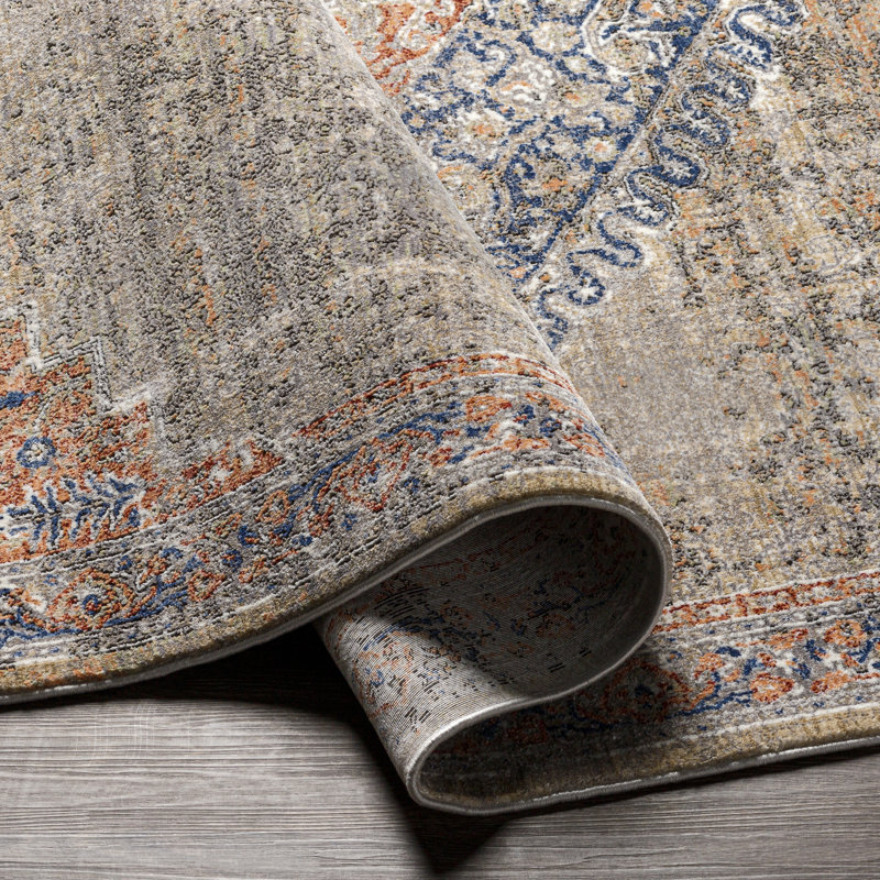 Gulran Oriental Indoor Rug, Rectangle 2' x 3'3"