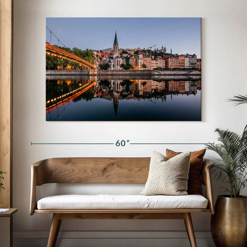 Sireci Lyon By Saone River