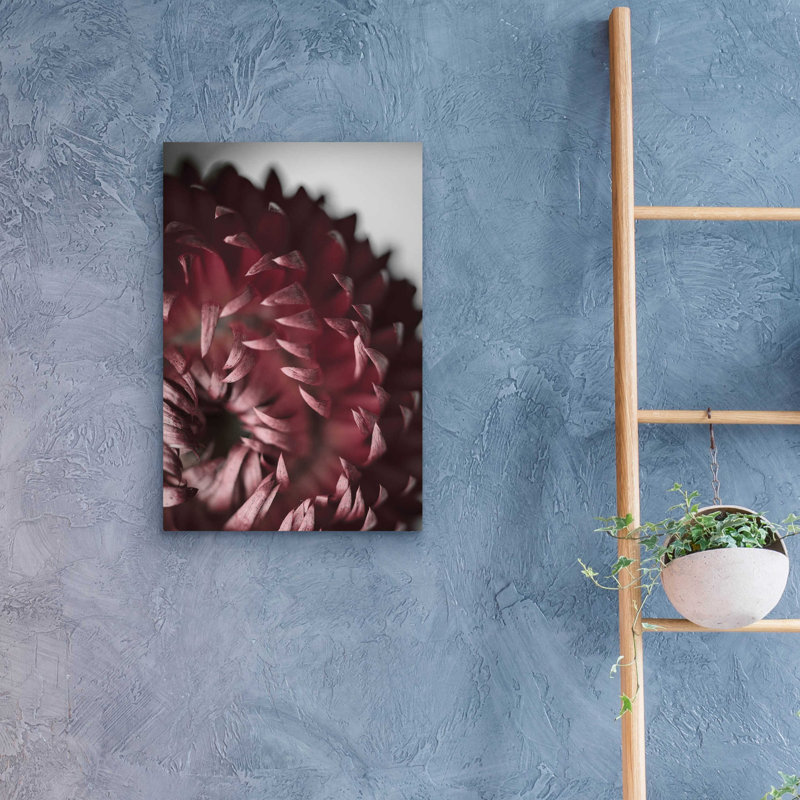 «Dahlia» par Design Fabrikken, impression sans cadre, H 24 po x l 16 po x P 0,2 po
