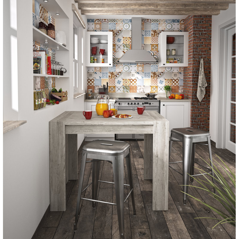 Manatuto Dining Table