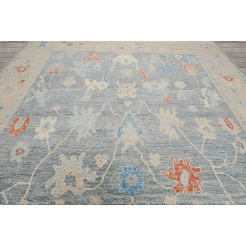 Handmade Ivory and Gray Wool Oriental 9' x 12' Rug