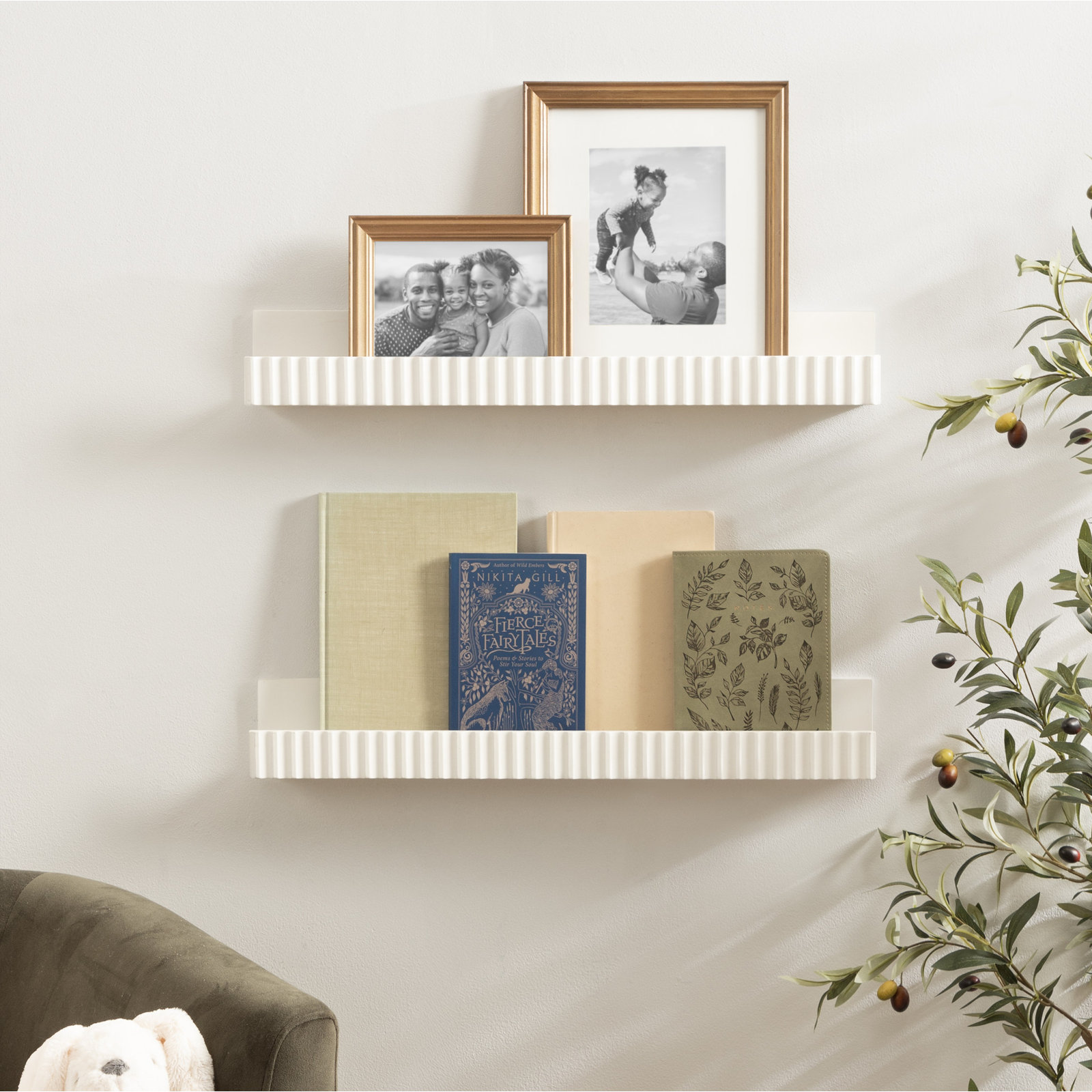 Trudie 24" Floating Shelf, White