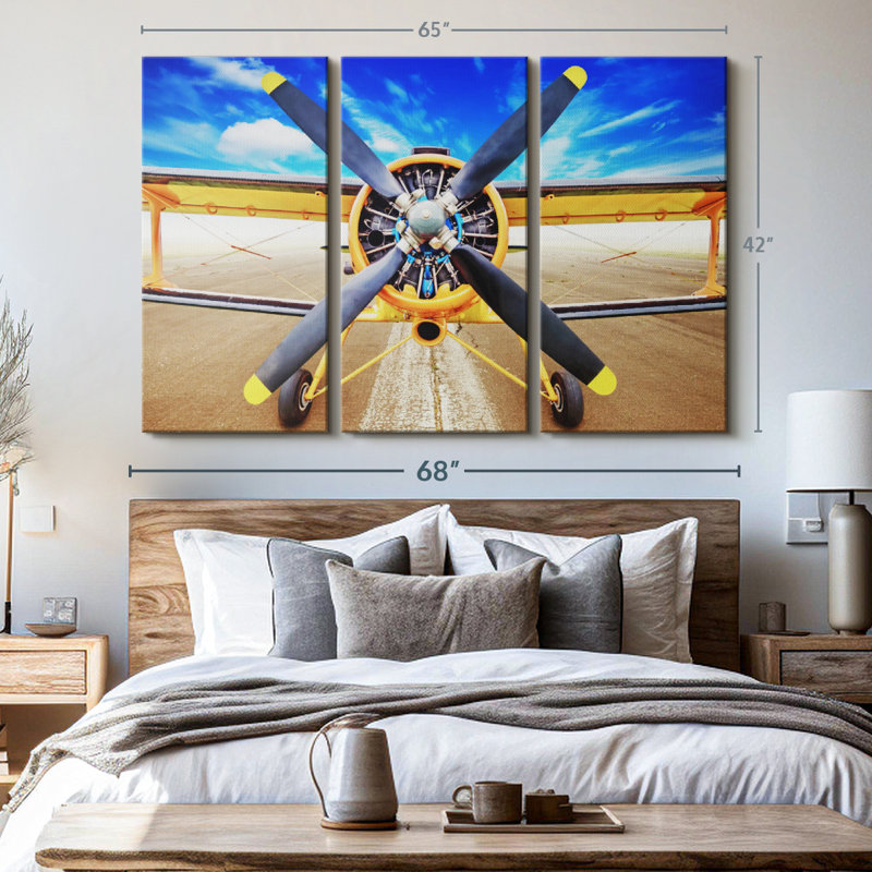 «Runway Biplane» sur toile, H 42 po x l 65 po x P 1,25 po
