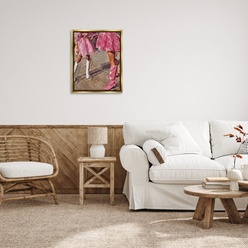 «Trendy Pink Cowgirls Floater Frame» par Jesse Keith sur toile, H 31 po x l 25 po, Cadre flottant métallique doré