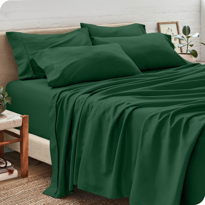 Forest Green Queen Microfiber Deep Pocket Sheet Set with Extra Pillowcases