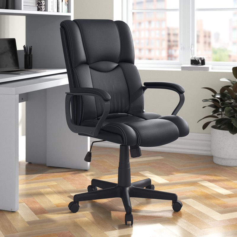 Reis Executive Chair