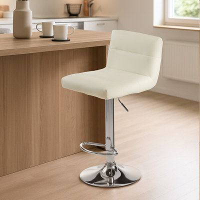 Tricia Swivel Yes Upholstered Yes Bar Stool