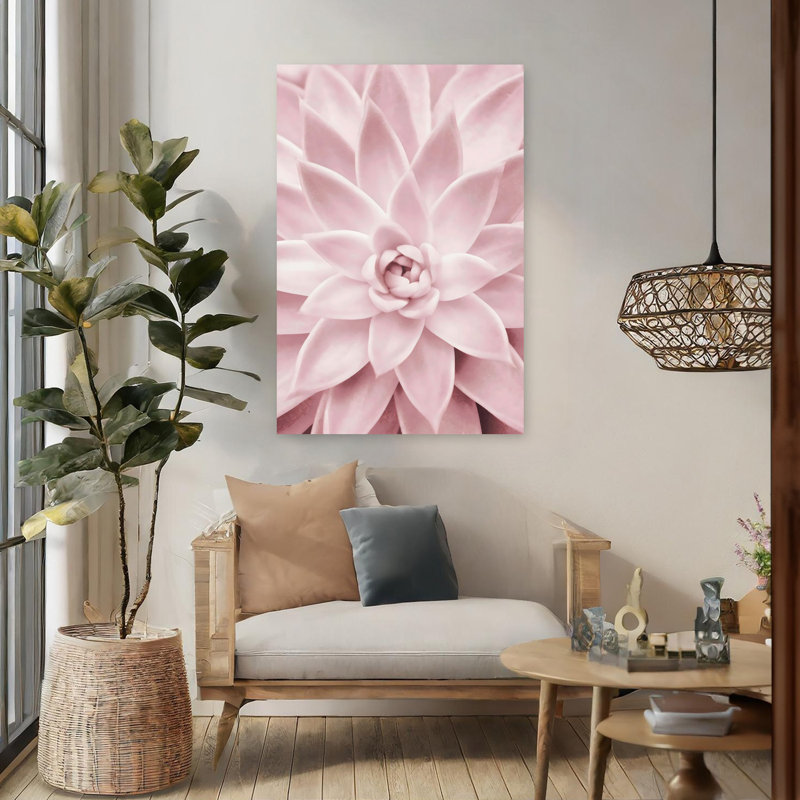 «Rose Succulent Abstract», art mural contemporain, 48" H x 32" W