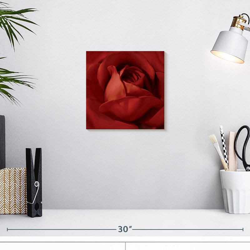 Harnek Sincere Red, 10" H x 10" W