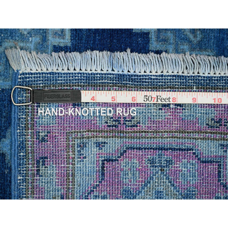 Tapis bleu en laine noué à la main 5 pi 9 po x 8 pi 7 po Kazak