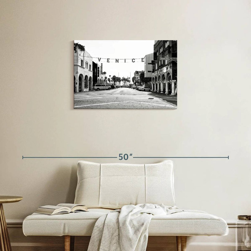 Nicci Black California - Venice Pacific Avenue, H 20 po x l 30 po