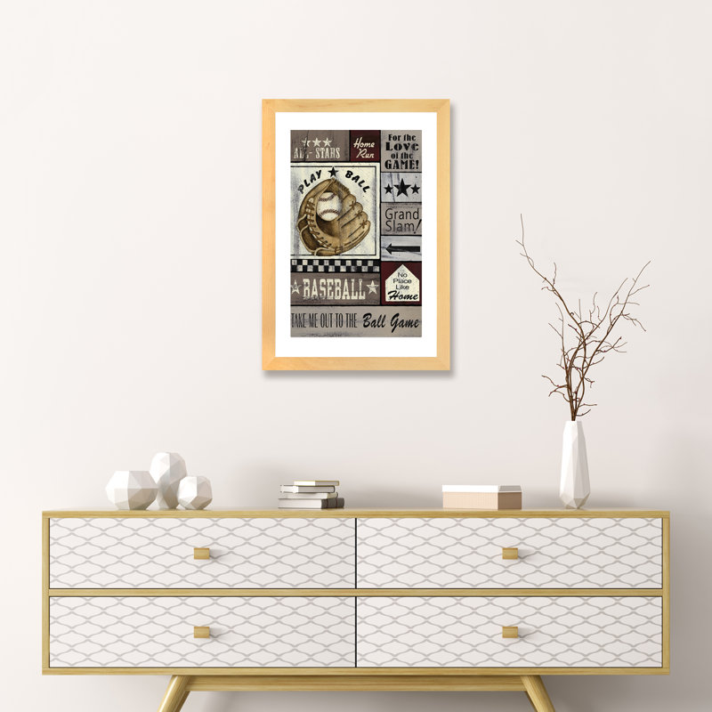 Baseball All Stars par Linda Spivey - impression d'art graphique, H 24 po x l 16 po x P 1 po, Papier avec cadre beige, Blanc