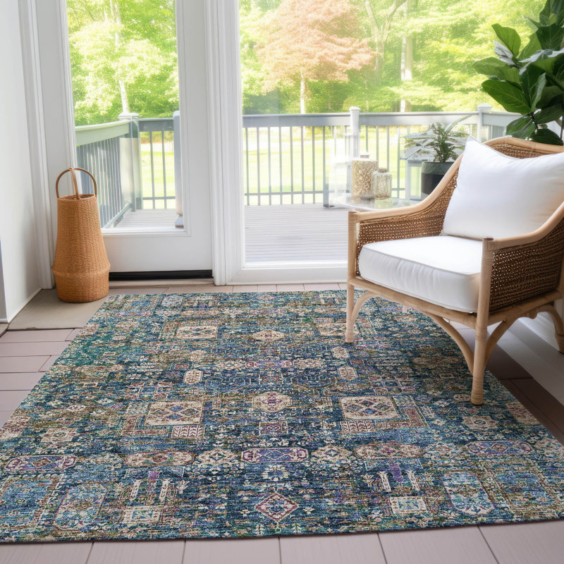 Floral Indoor / Outdoor Rug, Rectangle 5' x 7'6"