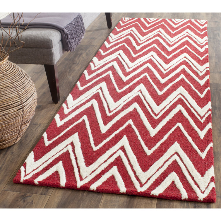 Sanyla Hand Tufted Wool Chevron Rug
