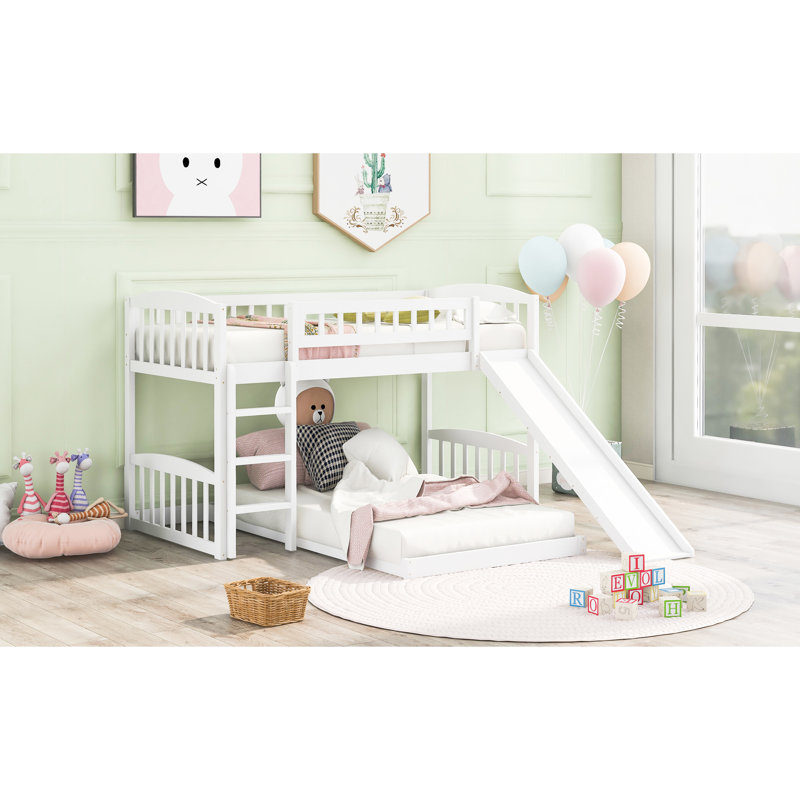 Lit simple superposé au dessus d'un lit blanc, équipé d'une structure coulissante et réversible en pin massif, peu encombrant pour les chambres à coucher, caractéristiques de style gris, 18 lattes de soutien, côté ajustable fabriqué en blanc