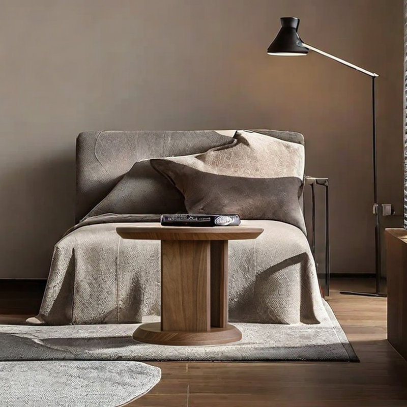 Solid wood coffee table, exquisite workmanship