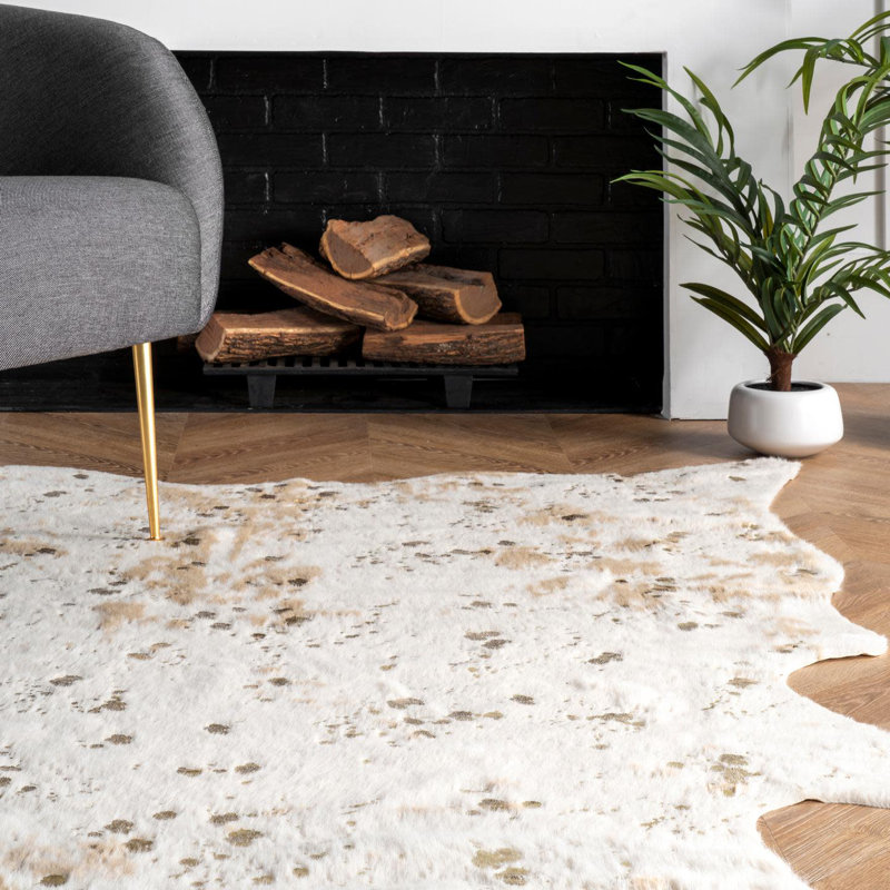 Shaped Sari Animal Print Area Rug, Shaped 175 x 231cm