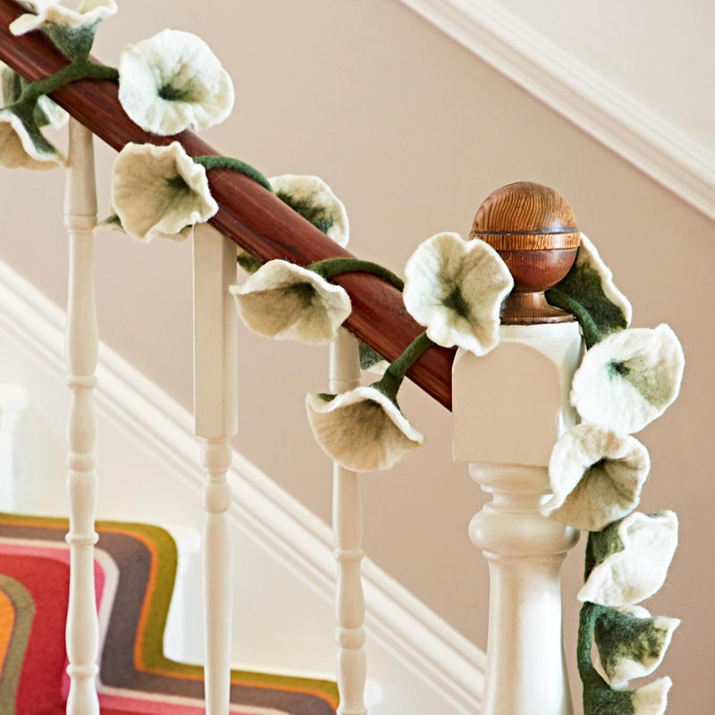 Felt Flower Garland, Natural