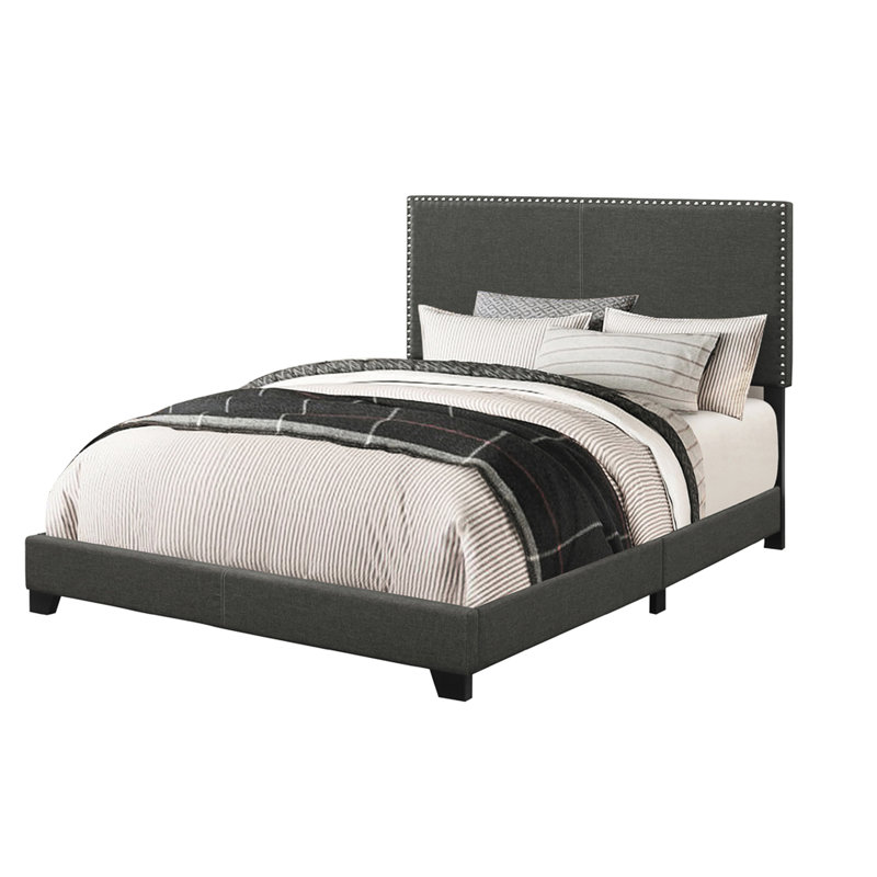 Très grand lit, gris anthracite, lit tapissier, garniture cloutée, quatre pieds, conception rectangulaire, couleur gris anthracite de la chambre à coucher, type de panneau, finition gris fumé, accent
