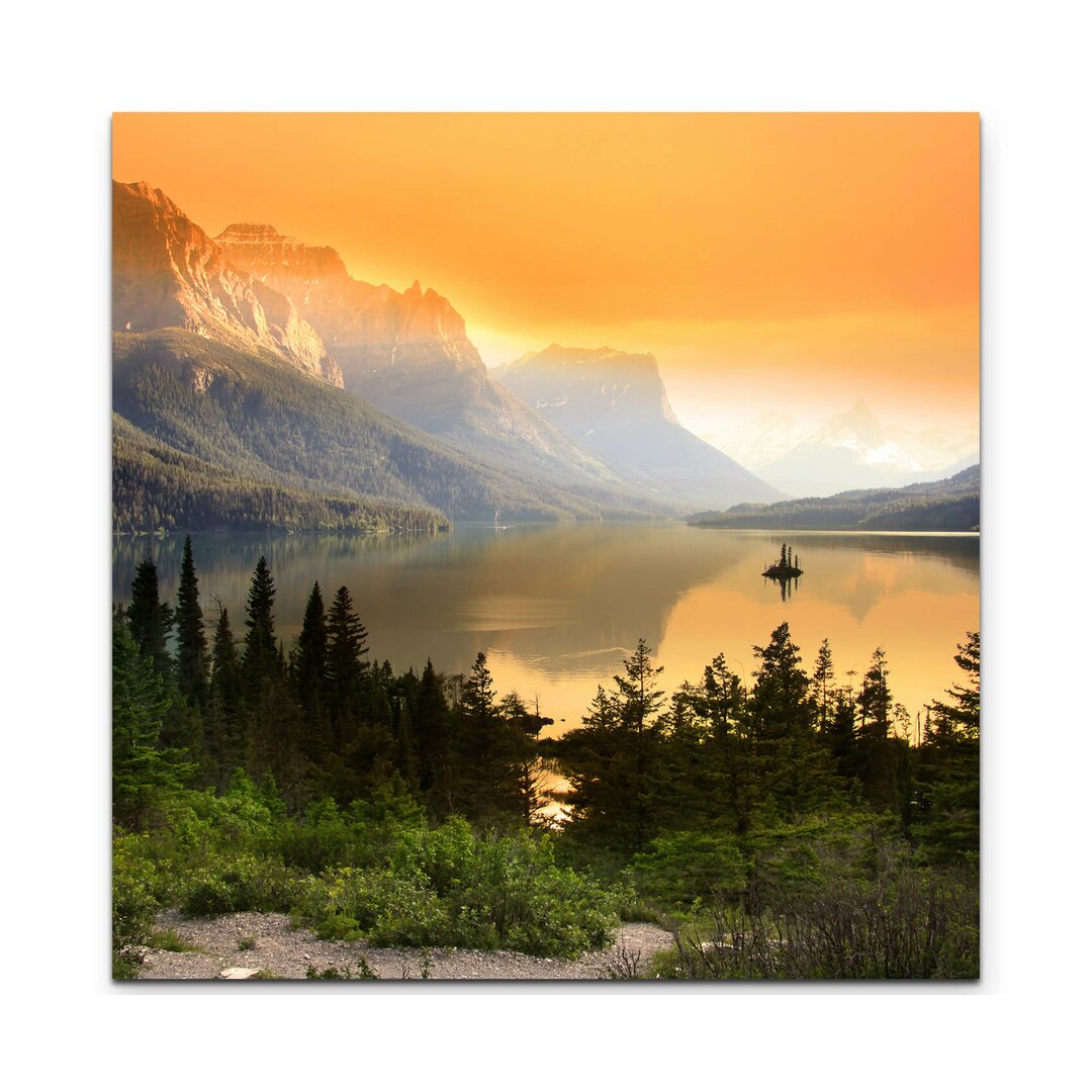 Leinwandbild Bergsee im Abendlicht