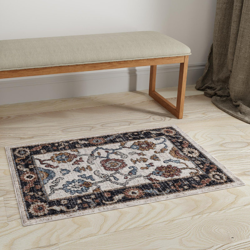 Akmal Oriental Indoor Rug, Rectangle 4' x 6'