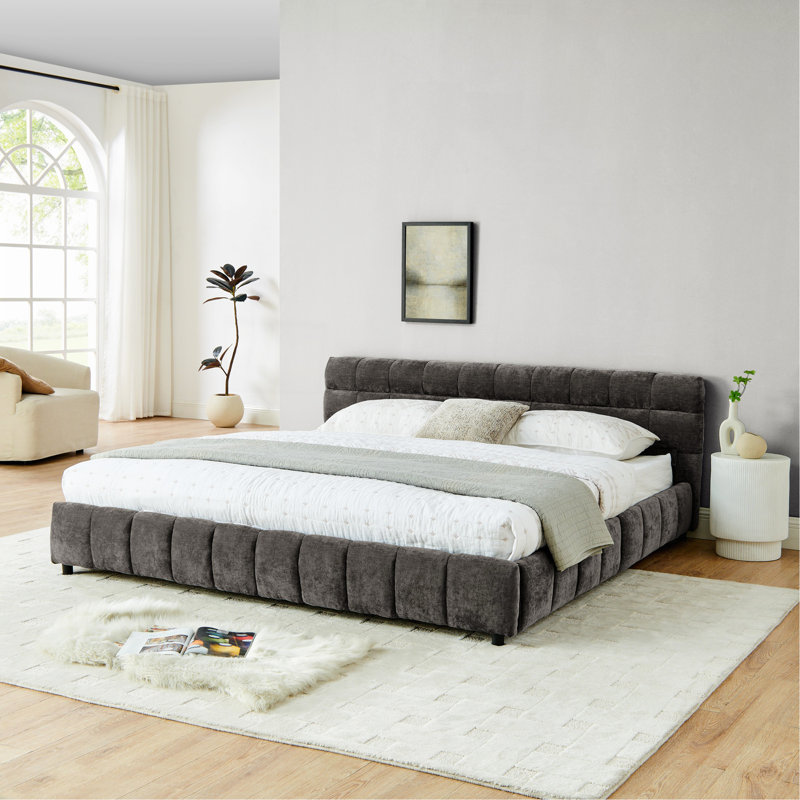 Très grand lit tapissier, cadre de lit rembourré confortable, tissu chenille, avec tête de lit et cadre de lit solide. Avec tiroir pour le rangement - Gris foncé (88,5 po x 85,5 po x 31 po)