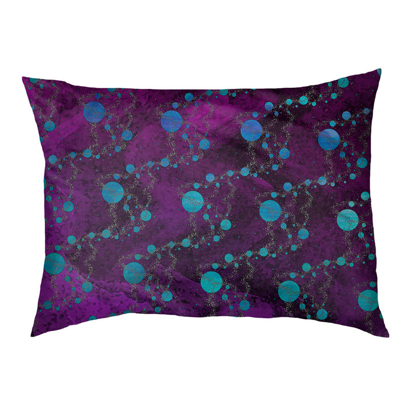 Coussin de concepteur de planète stars Byrge, l 42,5 po x L 32,5 po, Mauve / Bleu
