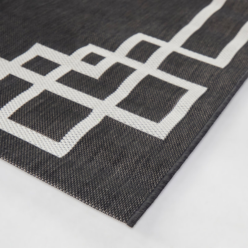 Geometric Indoor / Outdoor Rug, Rectangle 7'10" x 10'
