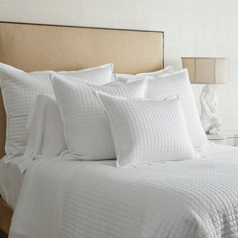 Ready-to-Bed Modern & Contemporary Quilted Coverlet, King Quilt, White