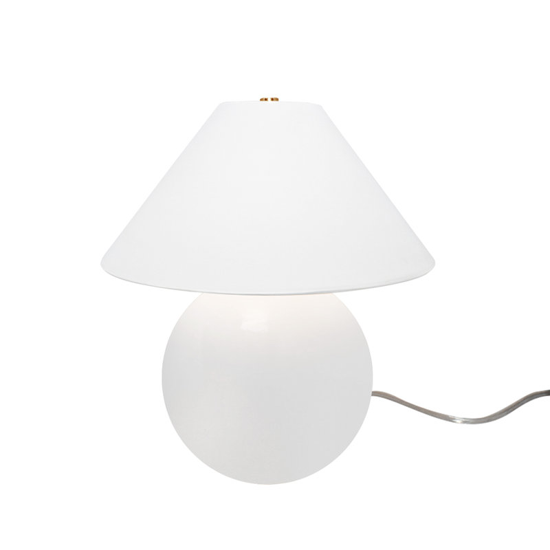 Lampe de table en céramique Caroldine, Blanc brillant, 16.75" H x 15" W x 15" D