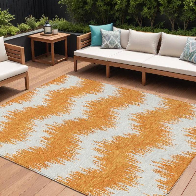 Tapis intérieur lavable 10 pi x 14 pi à chevrons orange et ivoire