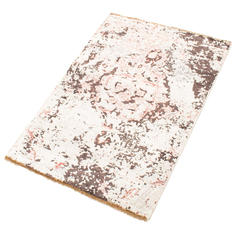 Tapis ivoire en viscose noué à la main de style des années 2010 et de conception unique 4 pi 6 po x 6 pi 5 po Quanshay