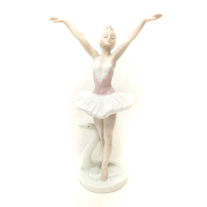 Garrisons People Figurines & Sculptures