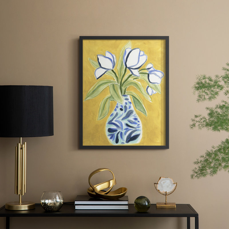 Vase de tulipes I, reproduction encadrée - bois massif, H 11 po x l 9 po, Noir, noir, noir, noir