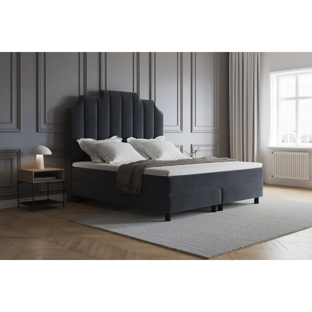 Boxspringbett Adelline mit Premium Visco Topper, mit Samtstoff bezogen