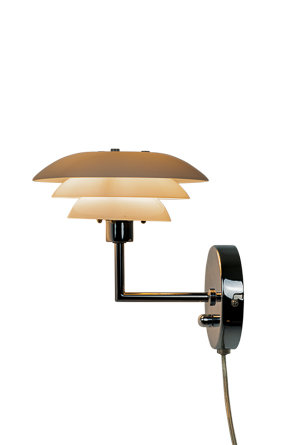 Plug-in Armed Sconce