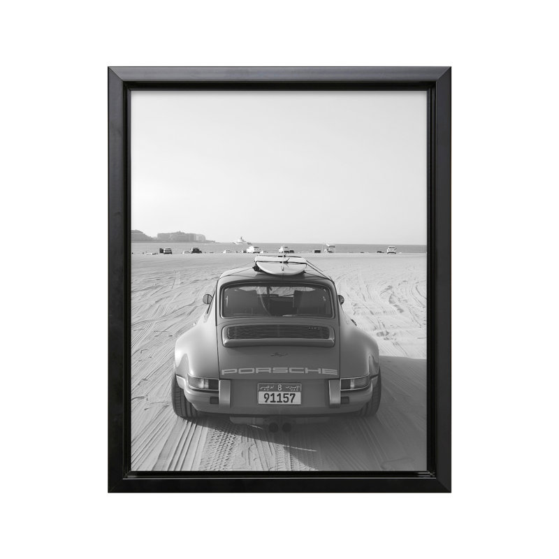 Voiture dans le désert, Cadre noir, Canevas, H 08 po x l 10 po