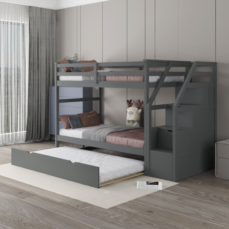 Lit superposé simple au-dessus de simple en bois massif avec lit gigogne Fechter par Harriet Bee, gris