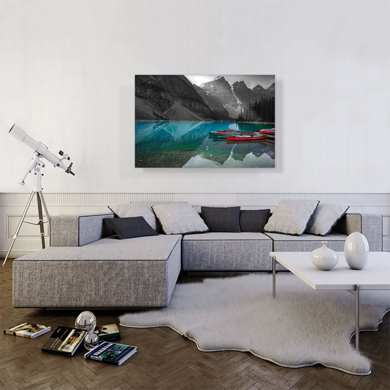 «Kayaks Boat in Blue Lake», reproduction de photo sur toile tendue, H 26 po x l 40 po x 1,5 po