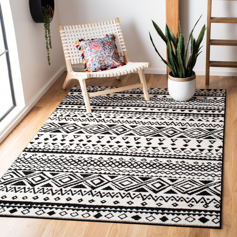 Swiney Geometric Hand Woven Area Rug, Rectangle 122 x 183 cm
