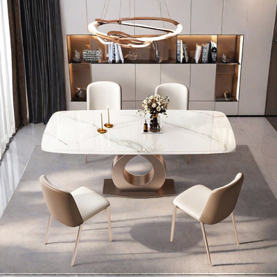 Ensemble de table de salle à manger simple et luxueux