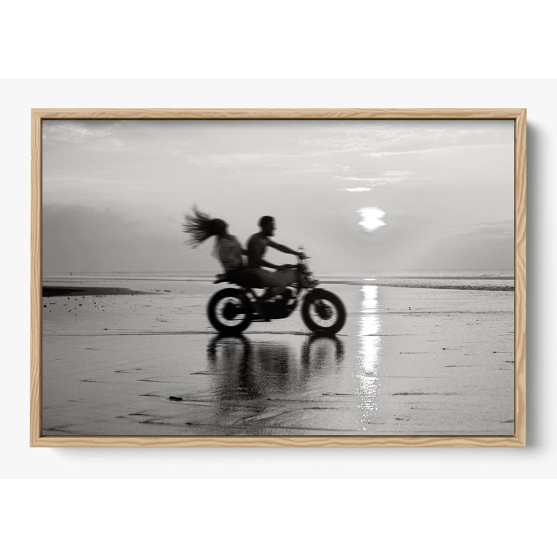 «Love Moves Quick», Bois naturel, Reproduction encadrée d'une seule photo sans pass, H 26 po x l 38 po