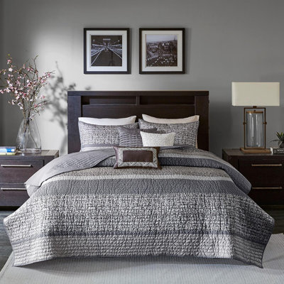 Polyester Jacquard Reversible Quilt Set of 6