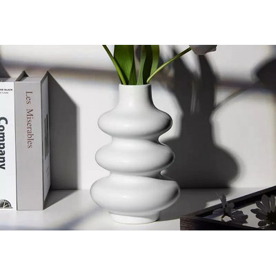 Cristell Table Vase 1